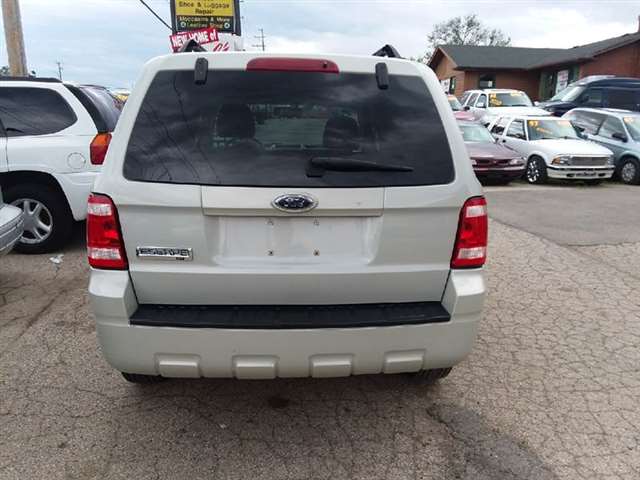 2008 Ford Escape XLT 4dr SUV I4